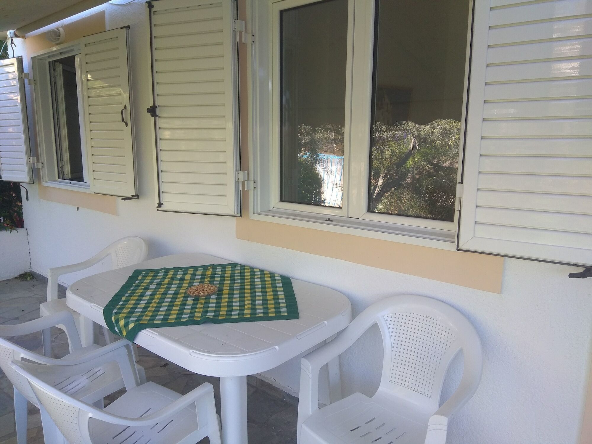 Roula'S Rooms Aegina Bagian luar foto